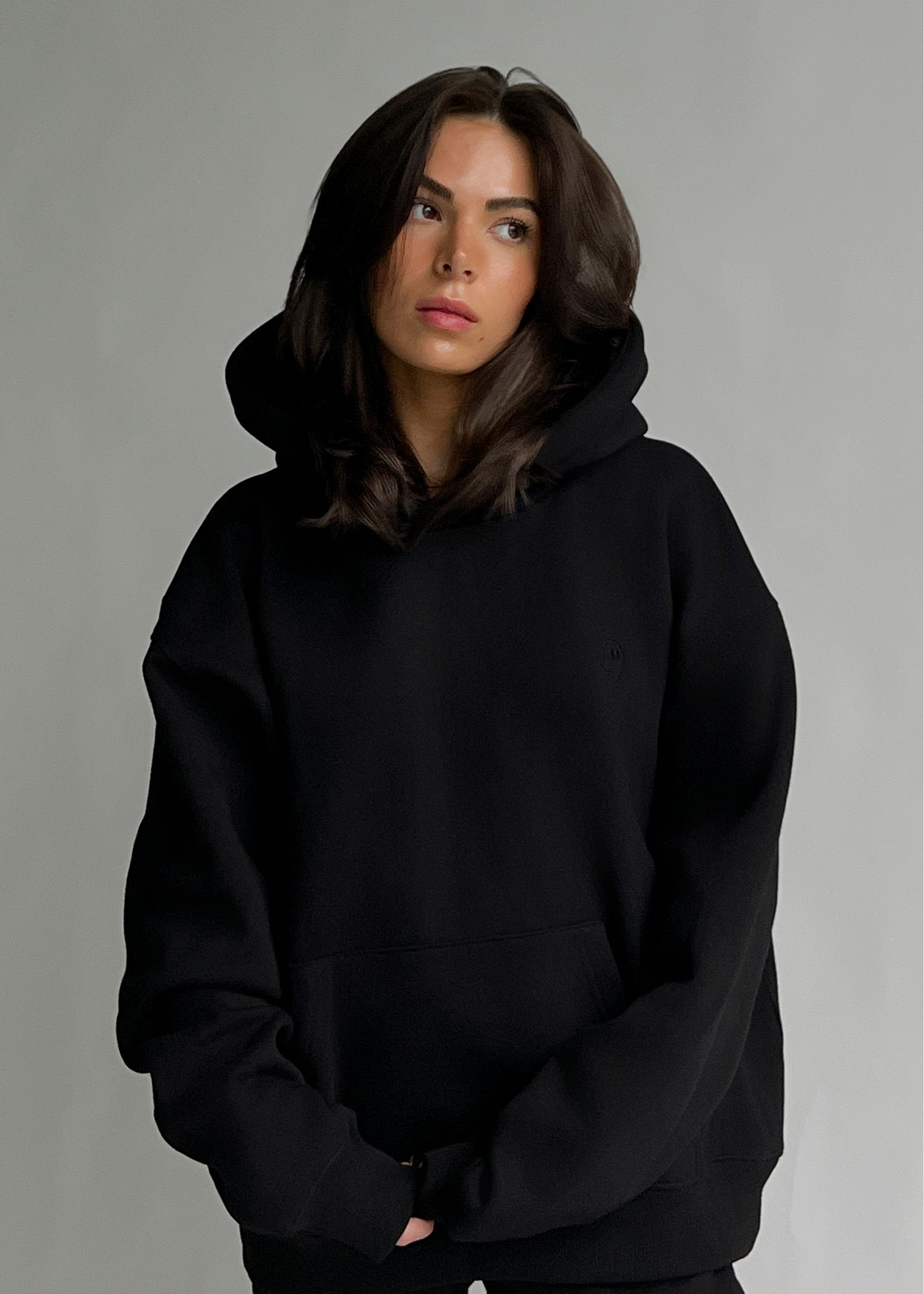 Heavyweight Pullover Hoodie ¡ª Black (v3)