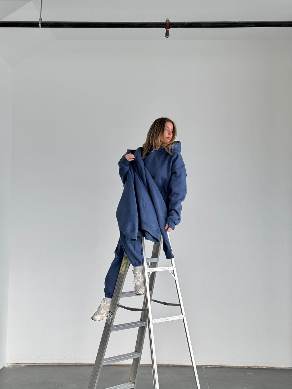 Heavyweight Pullover Hoodie ¡ª Denim (v3)