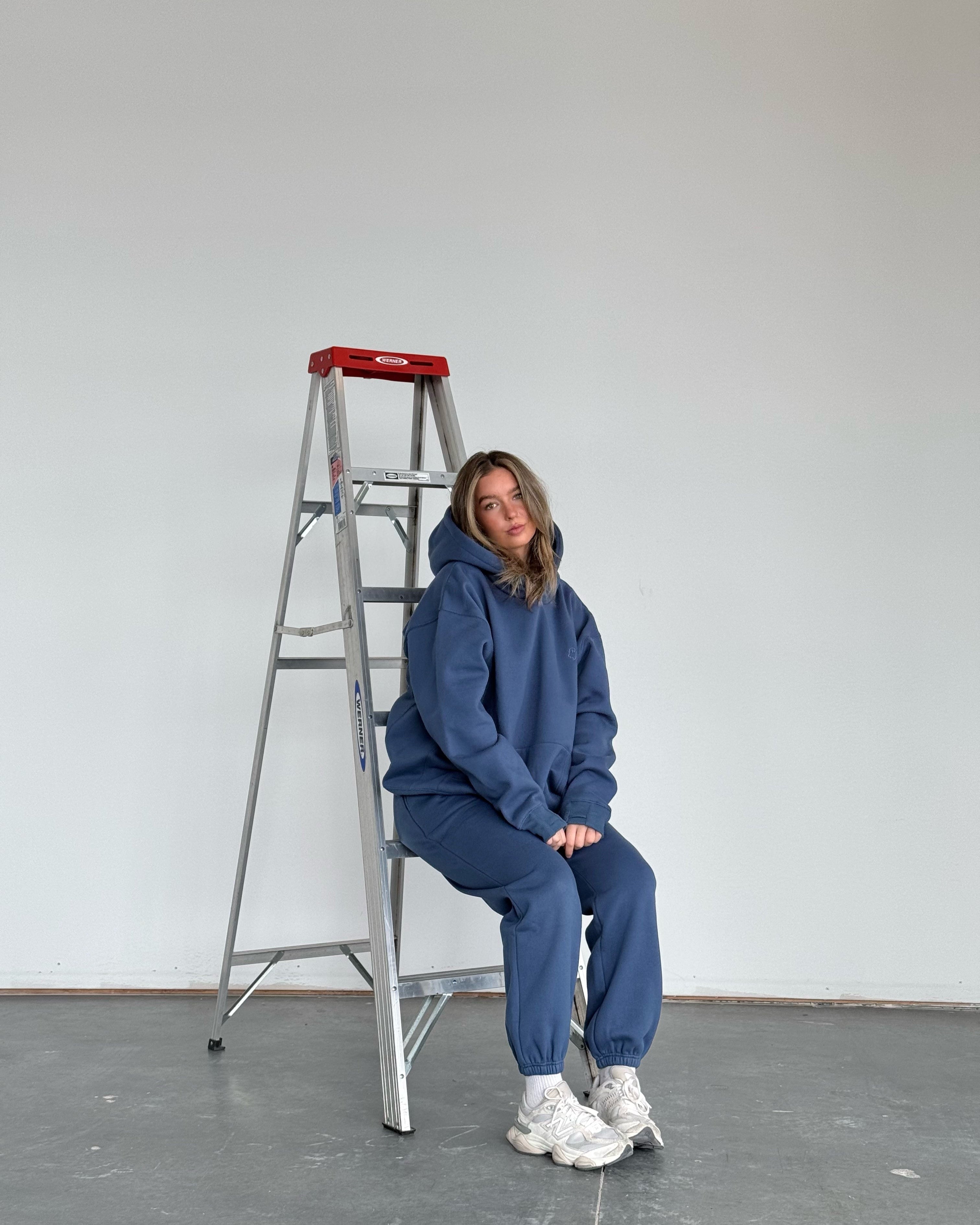 Heavyweight Pullover Hoodie ¡ª Denim (v3)
